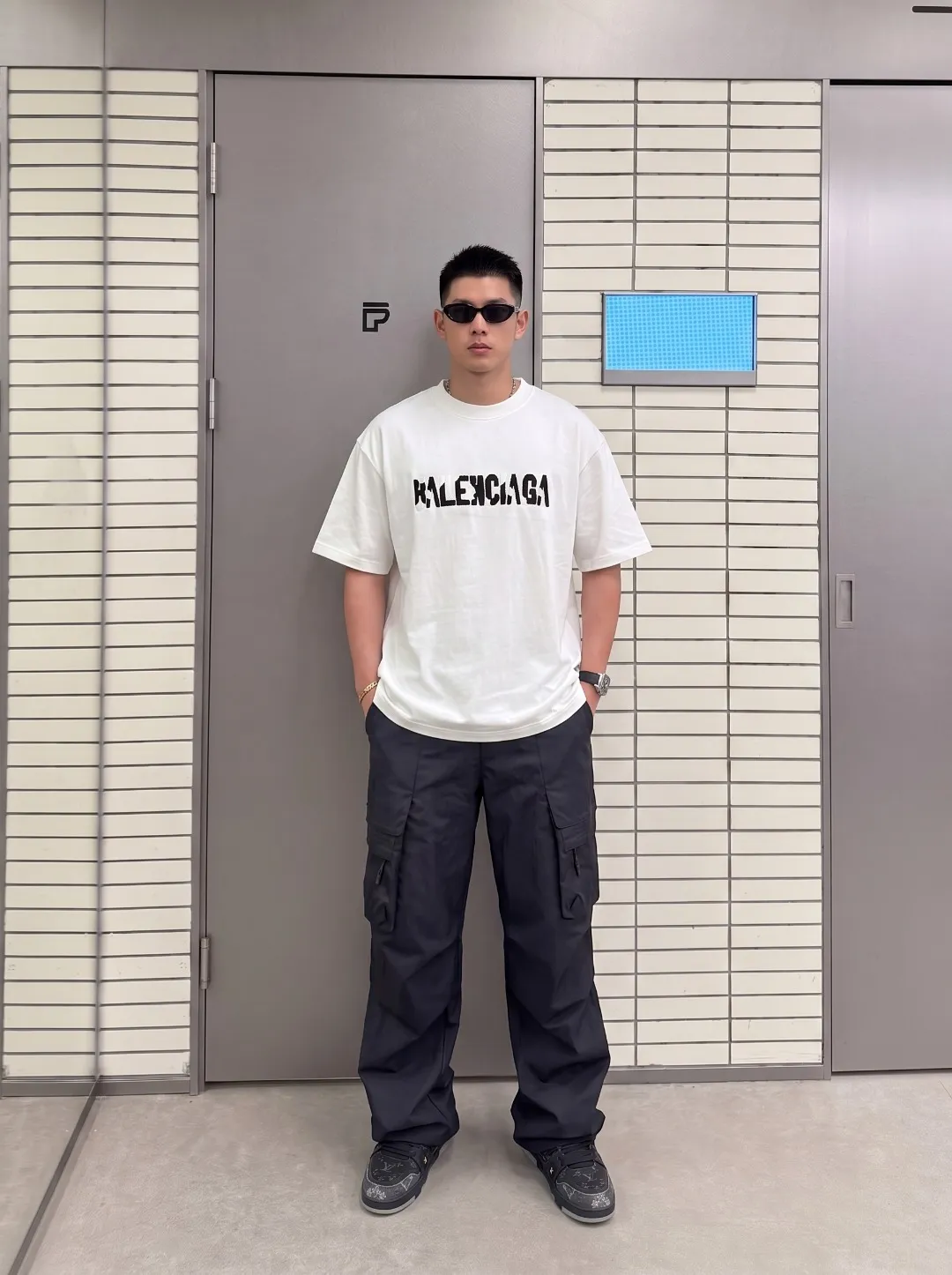 P100✨🔥 [BALENCIAGA] 2026FW short-sleeved T-shirt Premium 26s double yarn 300g fabric embroidery fraying process Color: Black White Red Size: S M L XL 2XL